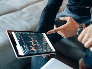 株アプリで手数料ゼロの取引を24h利用するメリットは？