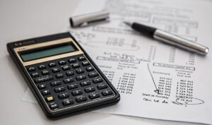 国内株と米国株の税金の違いは何ですか？